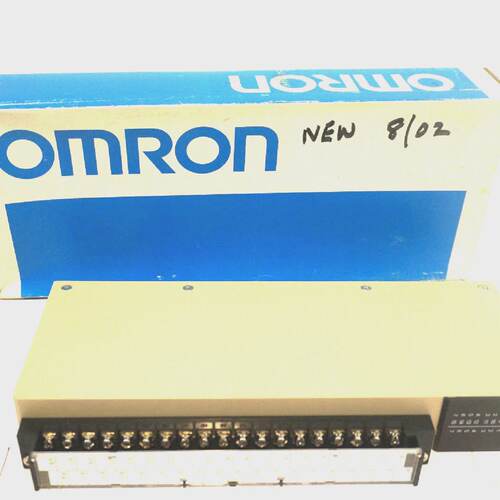 NEW OMRON C500OA223 PROGRAMMABLE CONTROLLER 3G2A5OA223 C500O