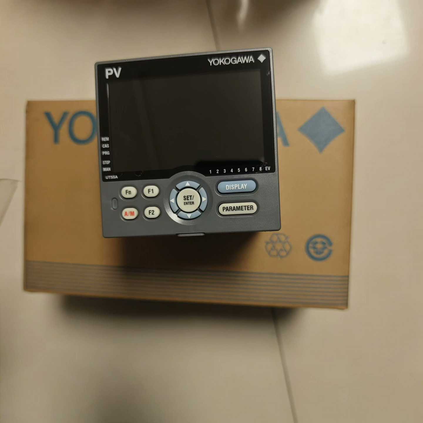 横河温度控制器UT55A-001-11-00询价