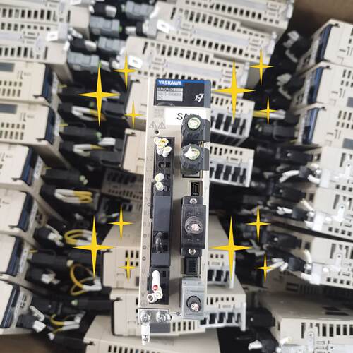 议价Original Yaskawa Servo Drive Model Sgd7sR90a30a002 Power