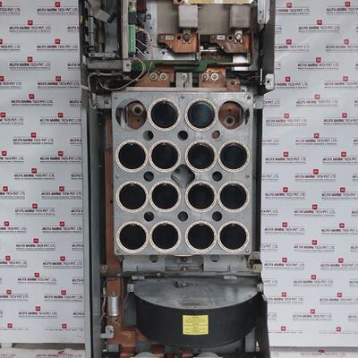 Siemens 6SE70337TG60Z Simovert VC Dc Onduleur Chassis Unit 6