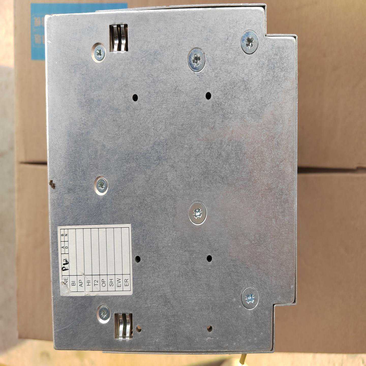 议价产品菲尼克斯开关电源  PHOENlX CONTACT   QU