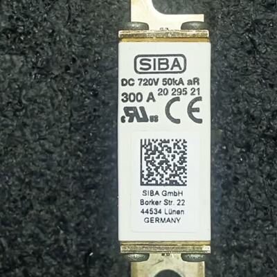 议价SibaDC720V50KAaR300A250A熔断器2029521长98MM宽21