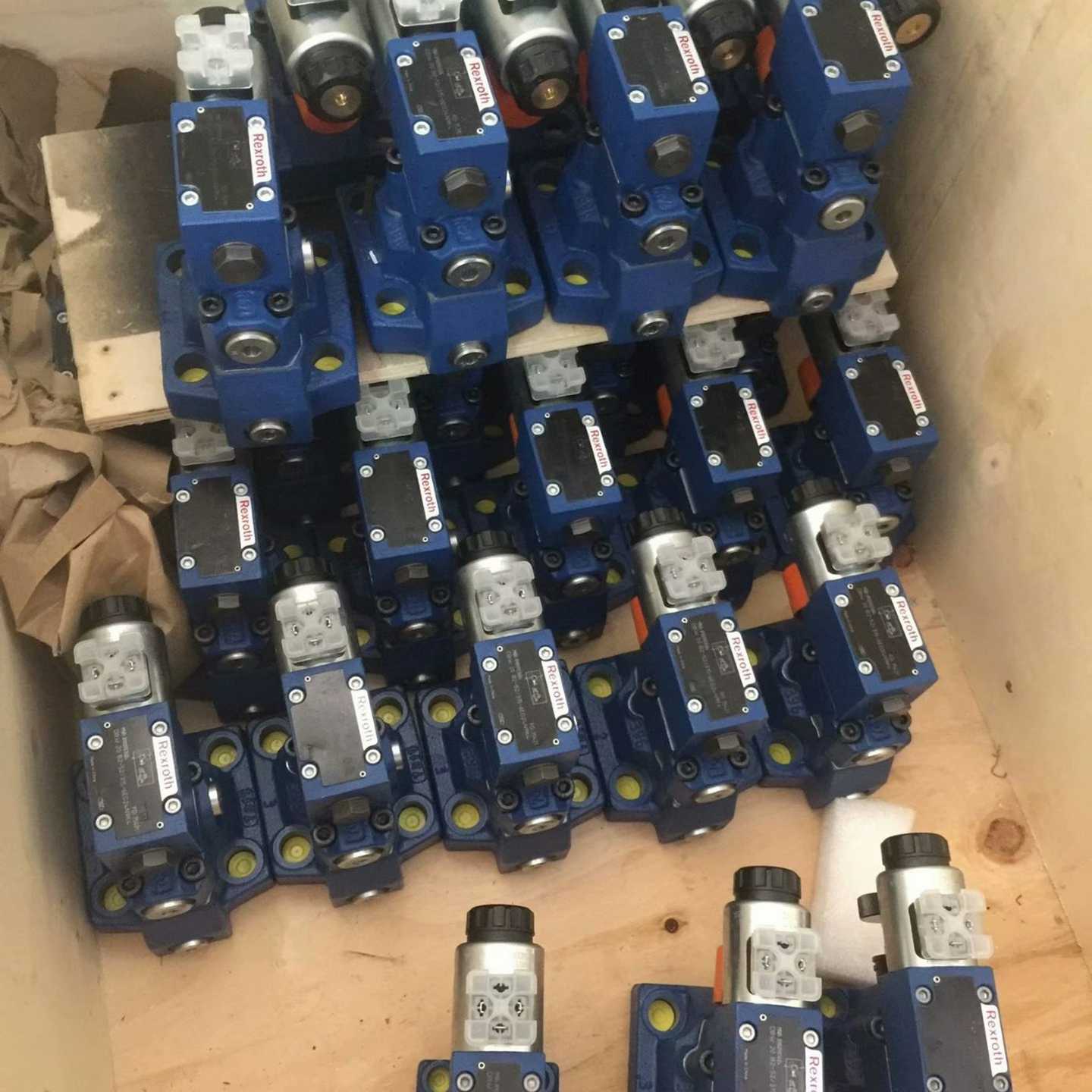 4WE6M6X/EGg24N9K4，LFA25H2-7X/FX08，LC25A20E7X现货