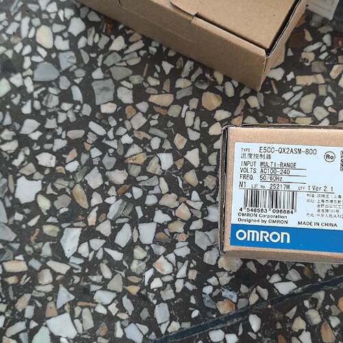溢价-E5CCQX2ASM800温控器E5CCQX2