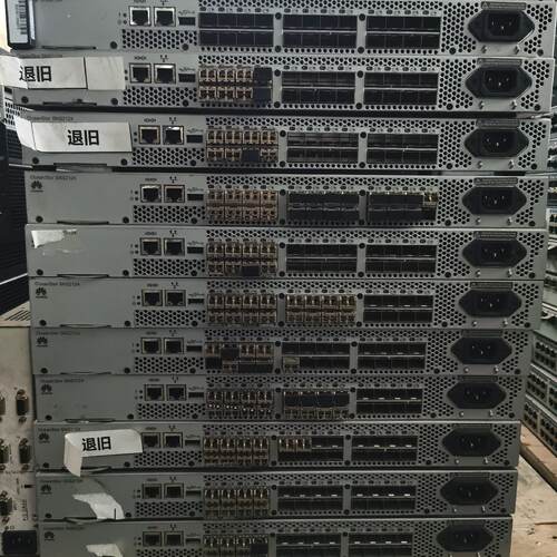 OceanStor SNS2124光纤交换机-24端口(8端-议价