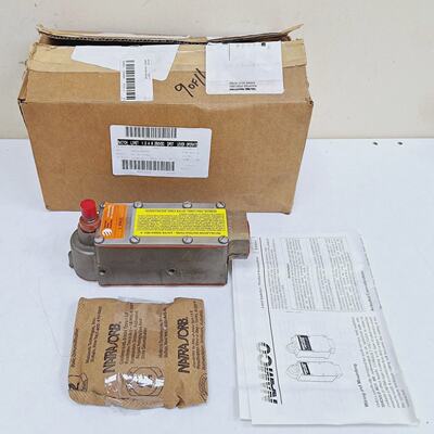 Namco Controls EA 74020100 SnapLock Limit Switch