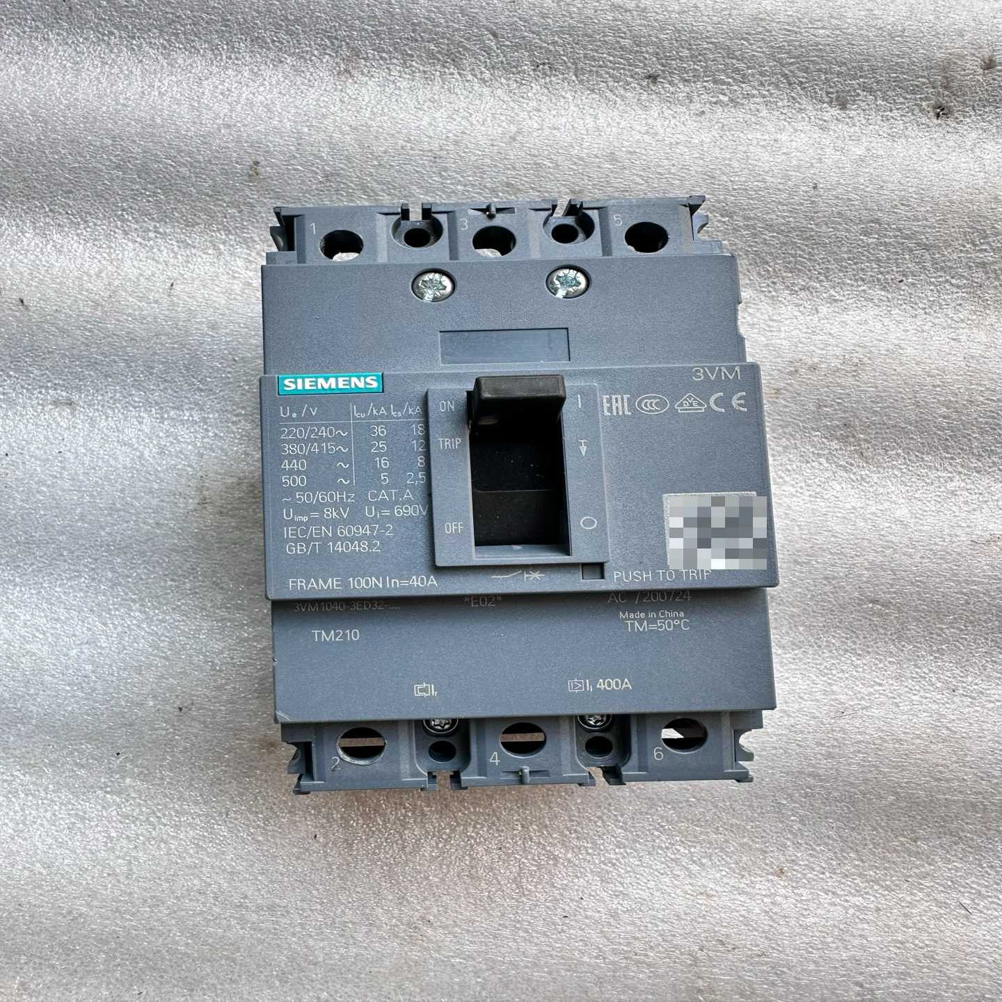 西门子断路器3VM1040-3ED32-0AA0二手拆机实物--议价商品