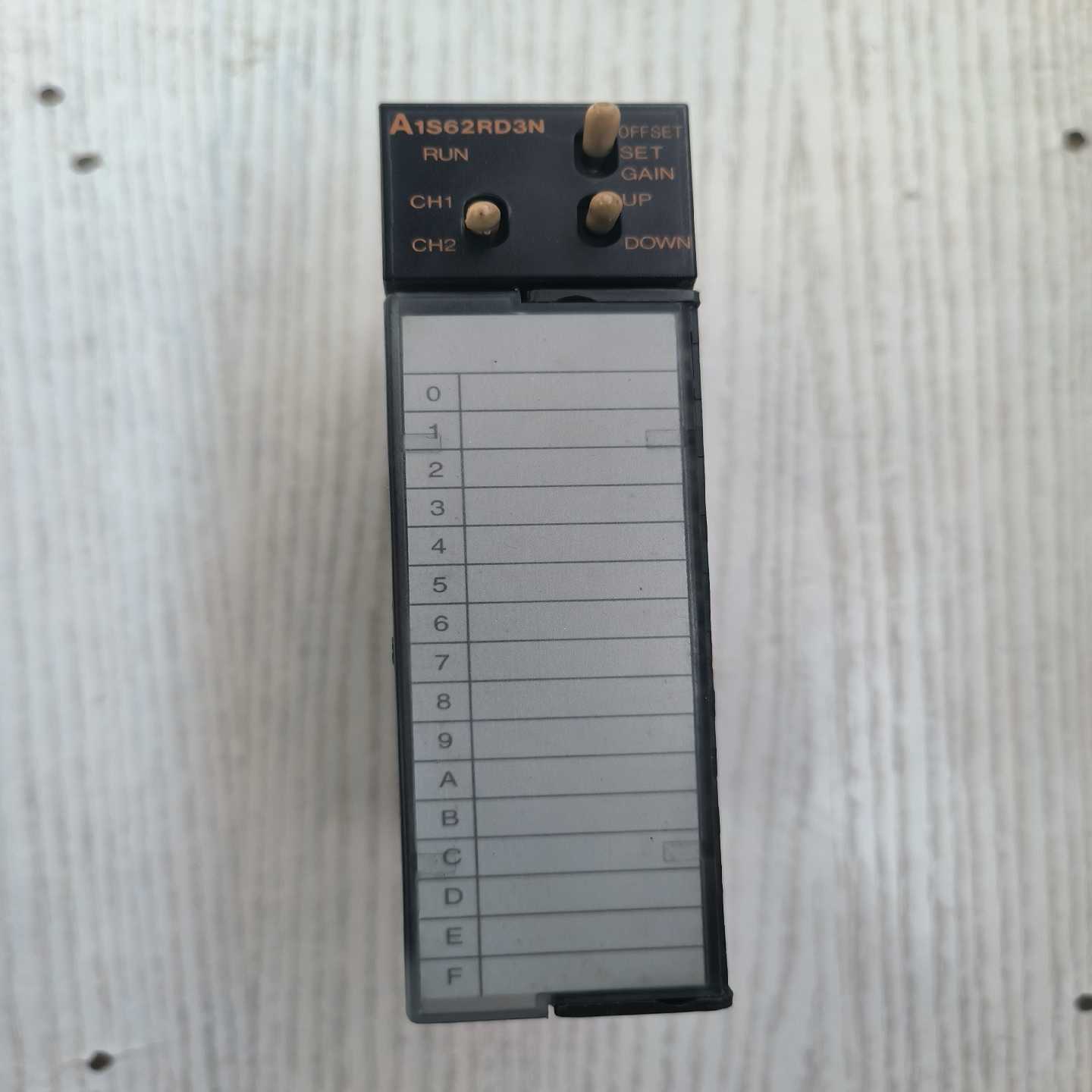 三菱PLC的A系列原装正品，温度检测模块，型号：A1S62--议价商品