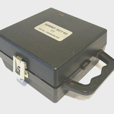 USED SUMMIT SDT40 DIGITAL THERMOMETER SDT40