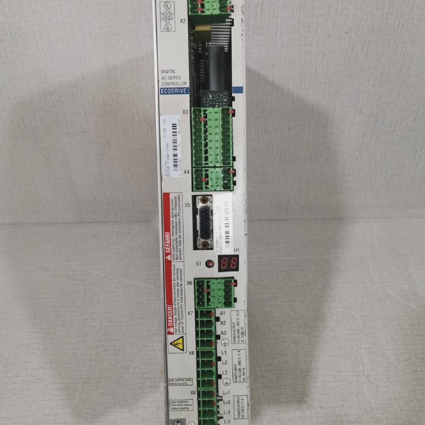 INDRAMAT DIGITAL ACSERVO CONTROLLER DKC11.10407FW  FWAECODRV - 实物图