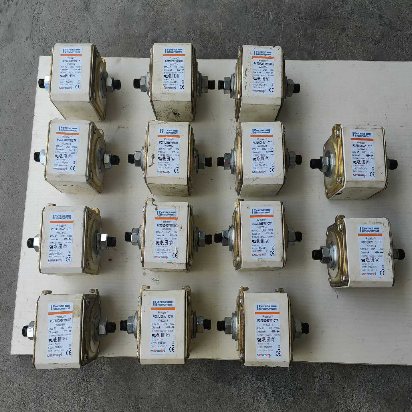 法雷法国罗兰熔断器，PC73UD95V11CTF，W3005询价