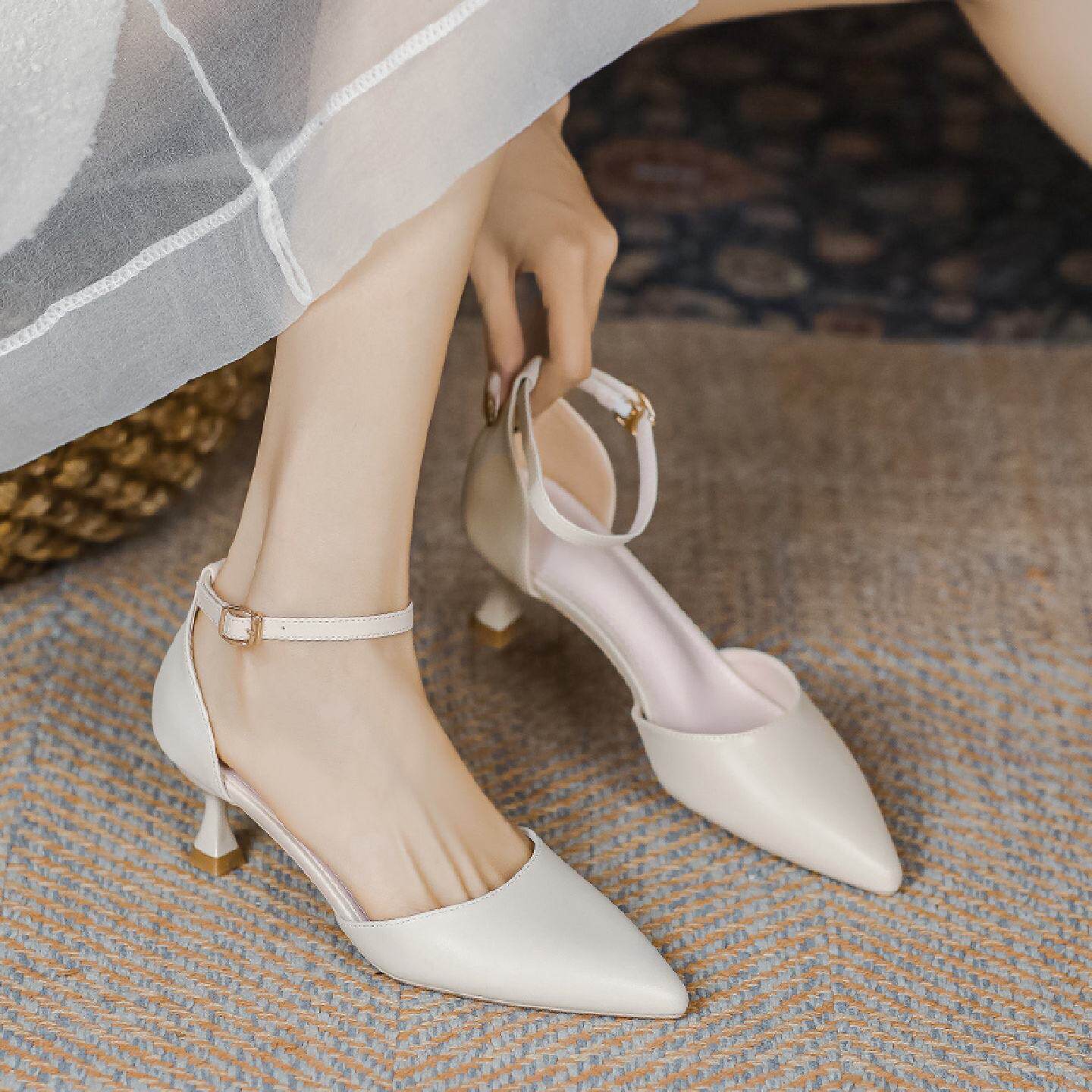 一字扣带高跟鞋5cm细跟尖头单鞋女配裙子3cm小跟白色低跟包头凉鞋