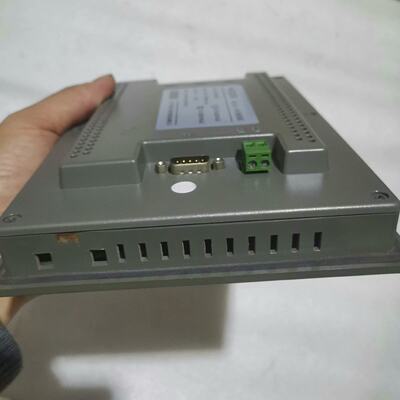 议价昆仑通态触摸屏EPC7062TX适用