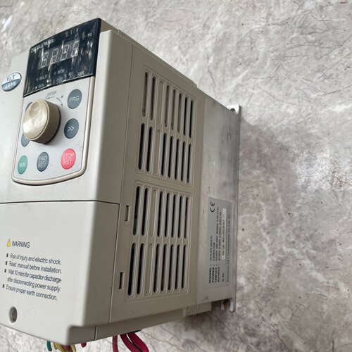 询价-V5H4T2.2G3.7L KB    2.2KW