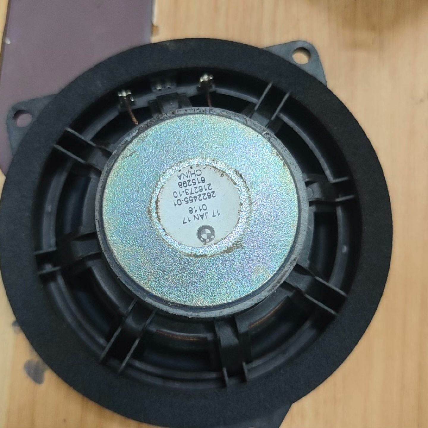 中置喇叭汽车音响中置喇叭宝马车上的只有图片上的这个--议价商品