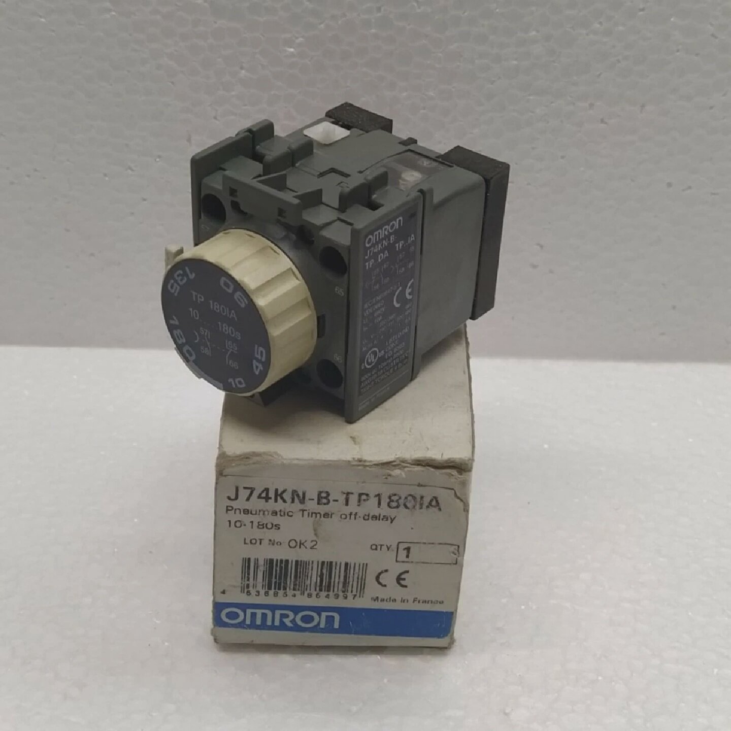 Omron TP 180IA Pneumatische Zeitschaltuhr Ausschaltverzgerun - 实物图