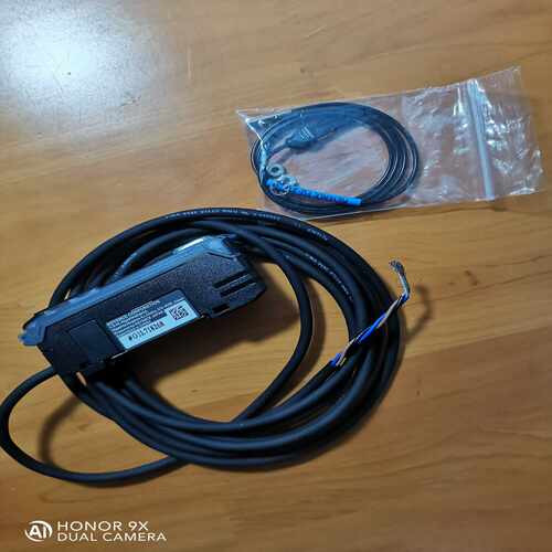 询价~基恩士放大器FS-V31和光纤FU-21X
