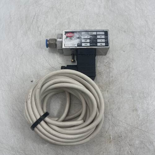 HERION 0880300 PRESSURE SWITCH 250V USED  WORKING VAT INCLUD