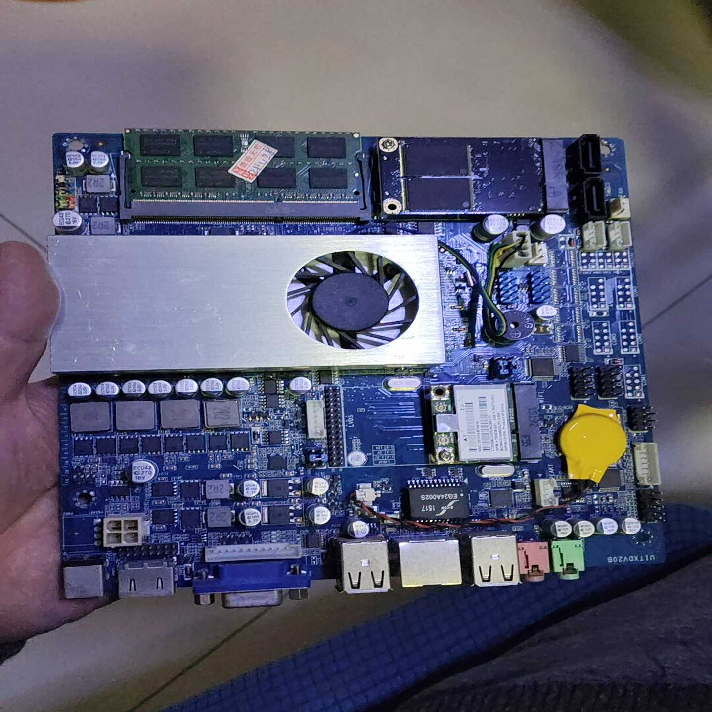 询价107主板套装，不带as什么的都能用，17*17