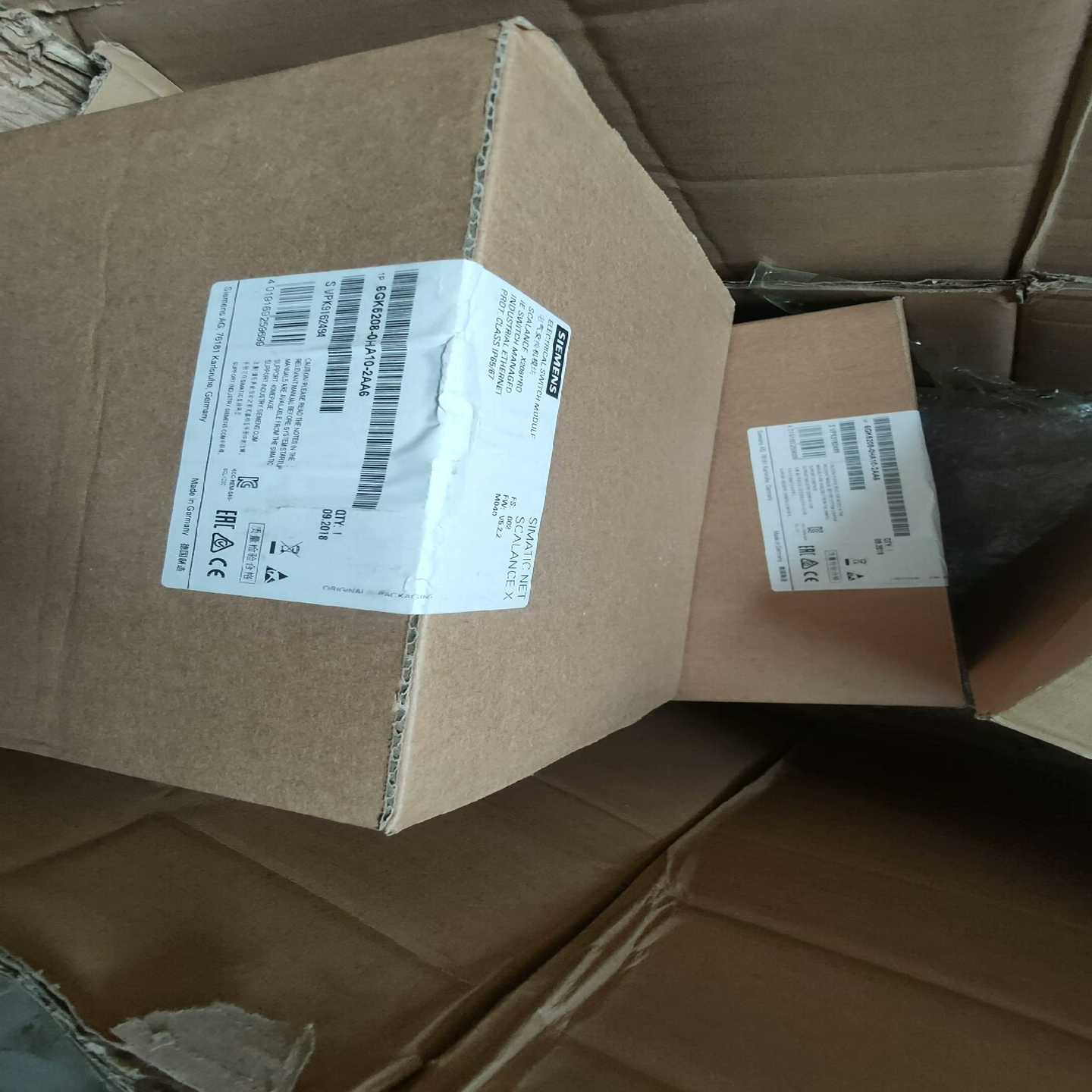 6GK5028-0HA10-2AA6，未拆封，询价