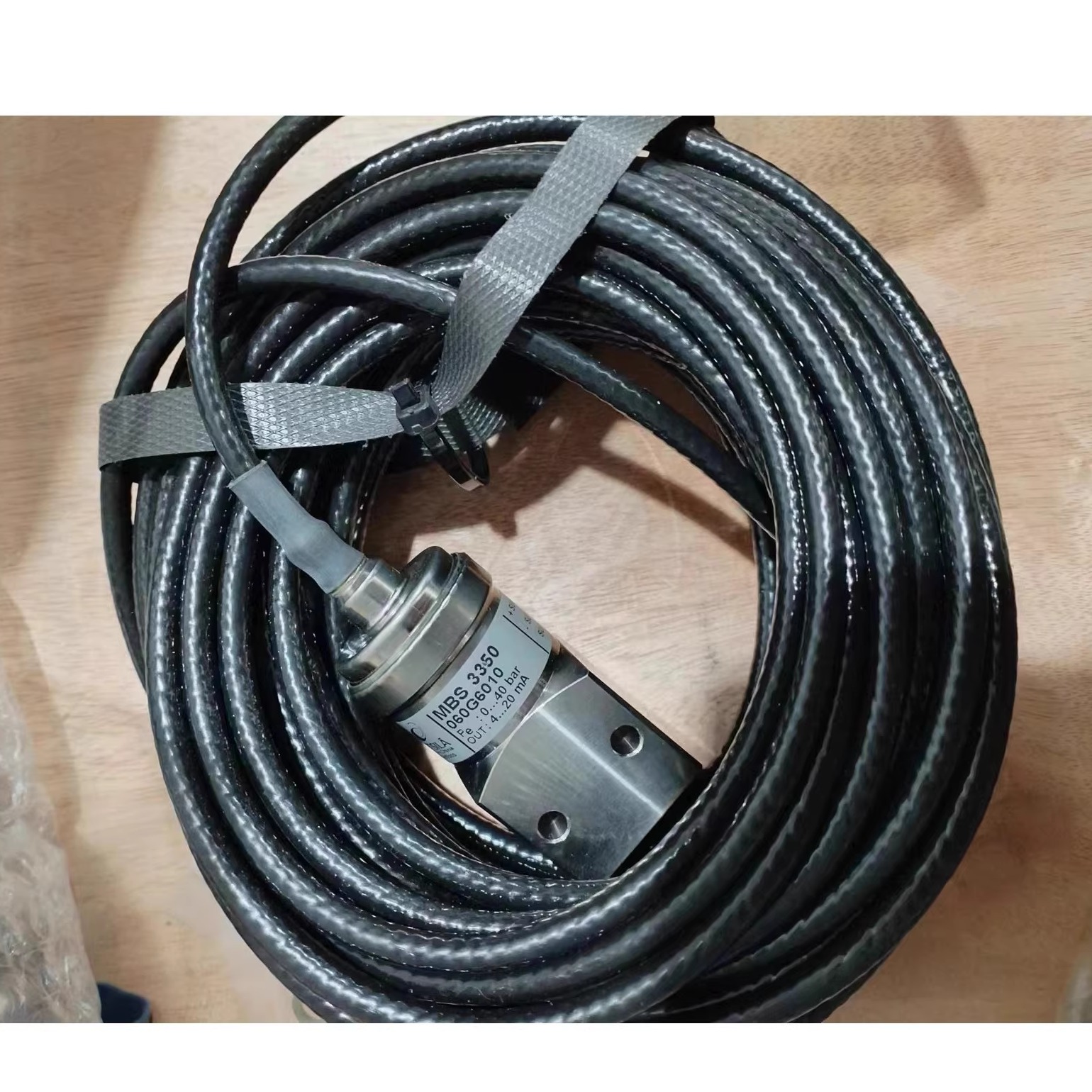 【议价】丹佛斯压力传感BS3350 060G6010 0-40bar