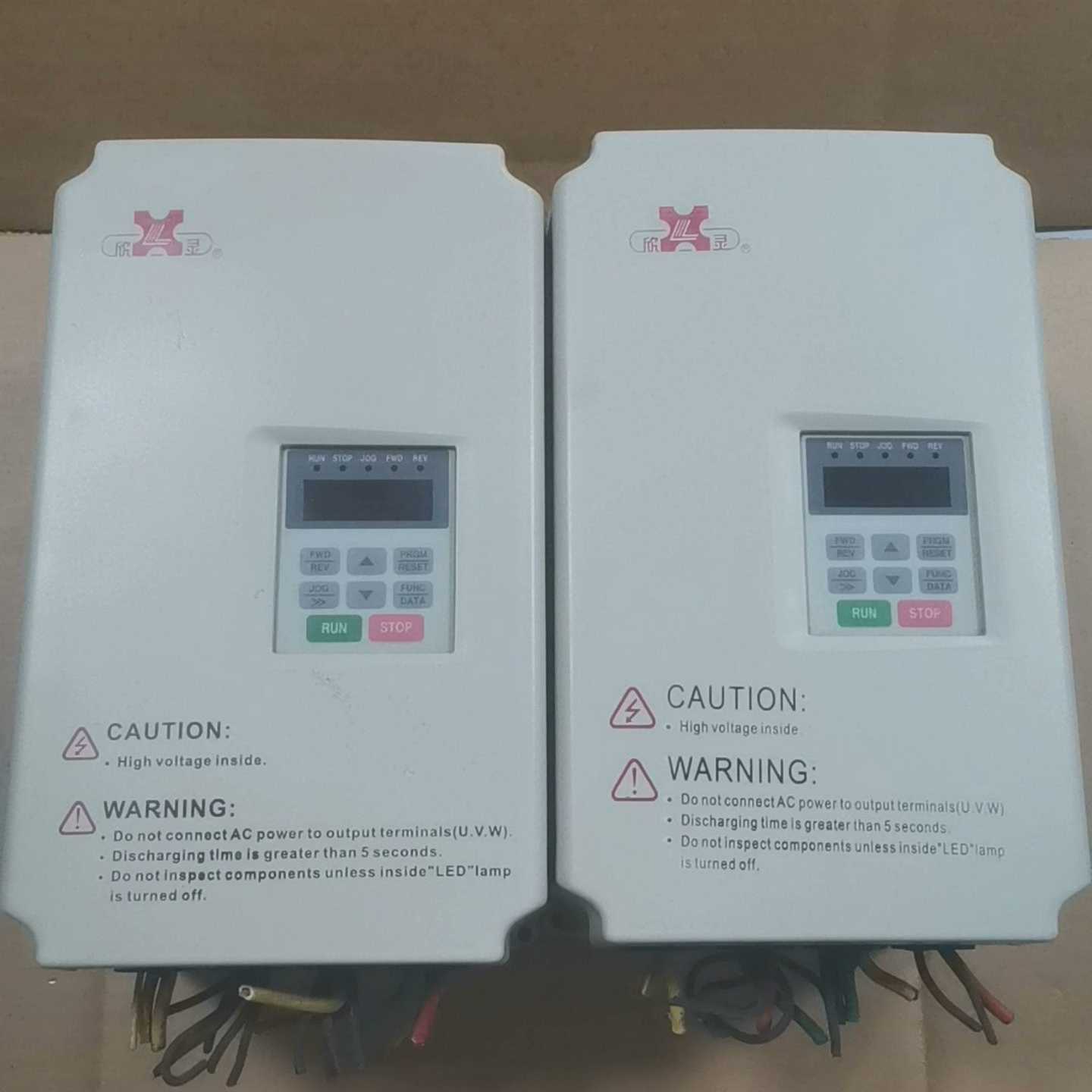 欣灵2.2KW变频器XLP1-3000G-2.2L4A--议价商品