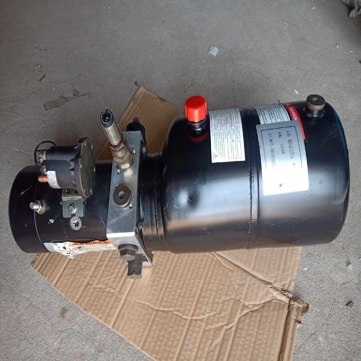 议价液压动力单元KLA  24V 2KW，成色八成新，实物拍摄，