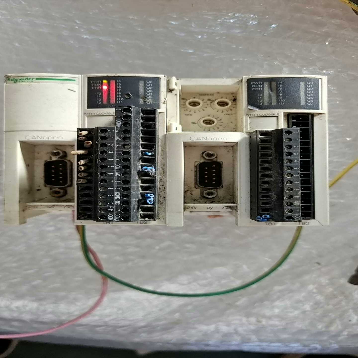 施耐德PLC. OTB1C0DM9LP 用得上的拿走，市场老~议价