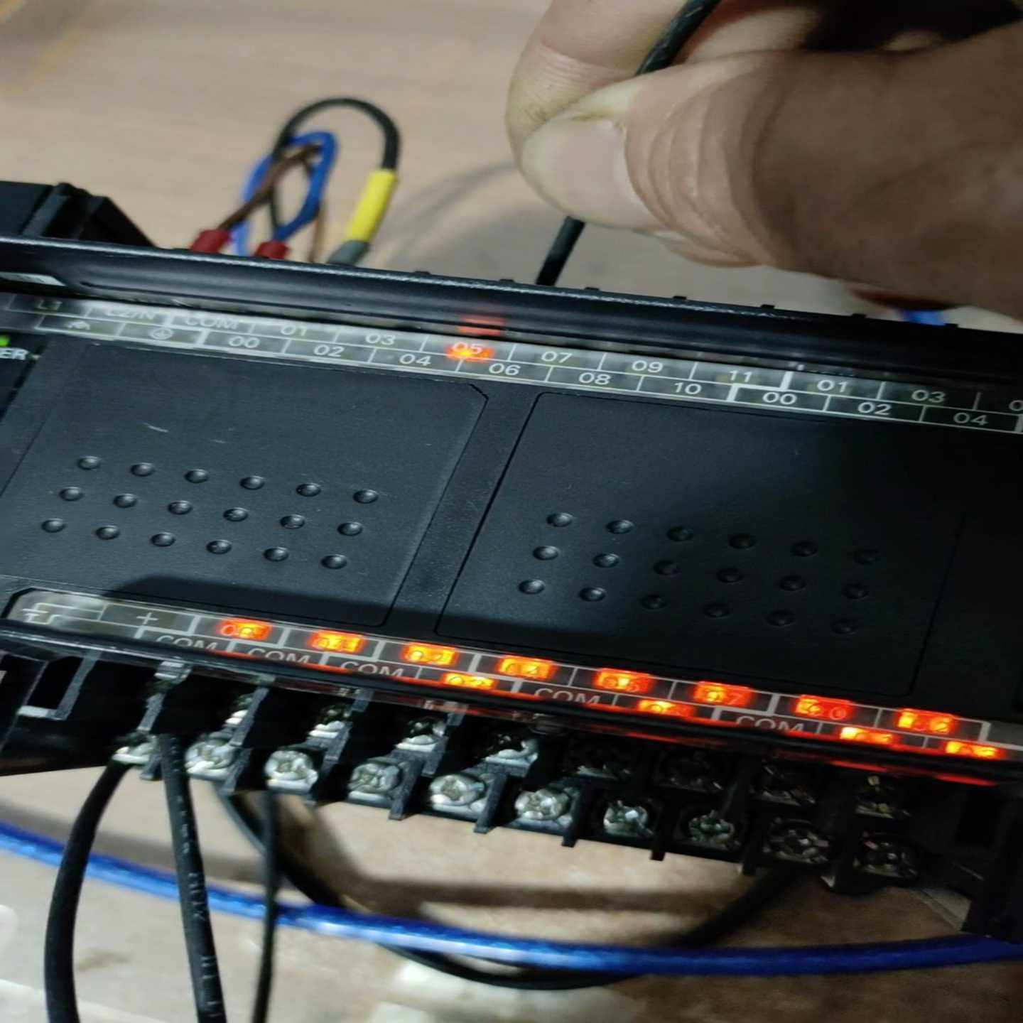 plcCP1E一E30DR一A180询价