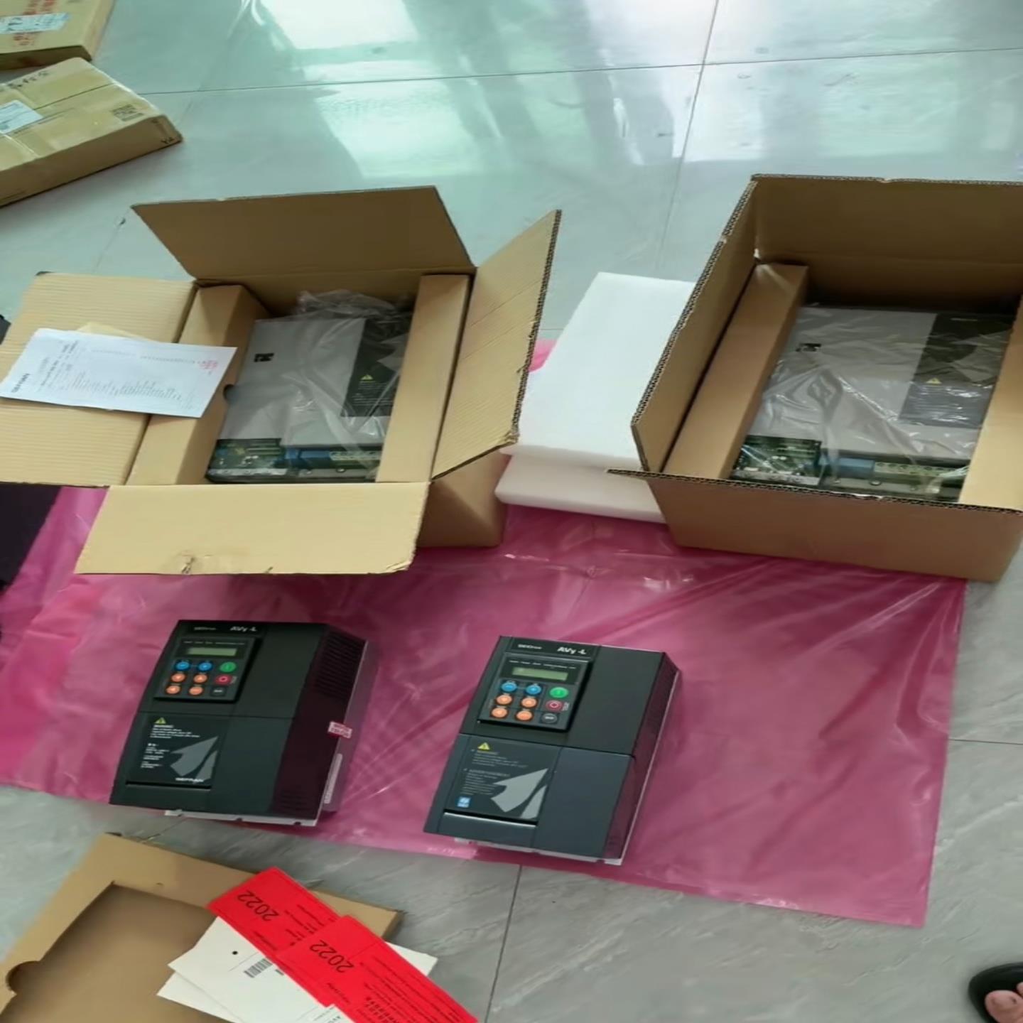 【请询价】西威变频器AVY2075-EBL BR4 AVY3110 3