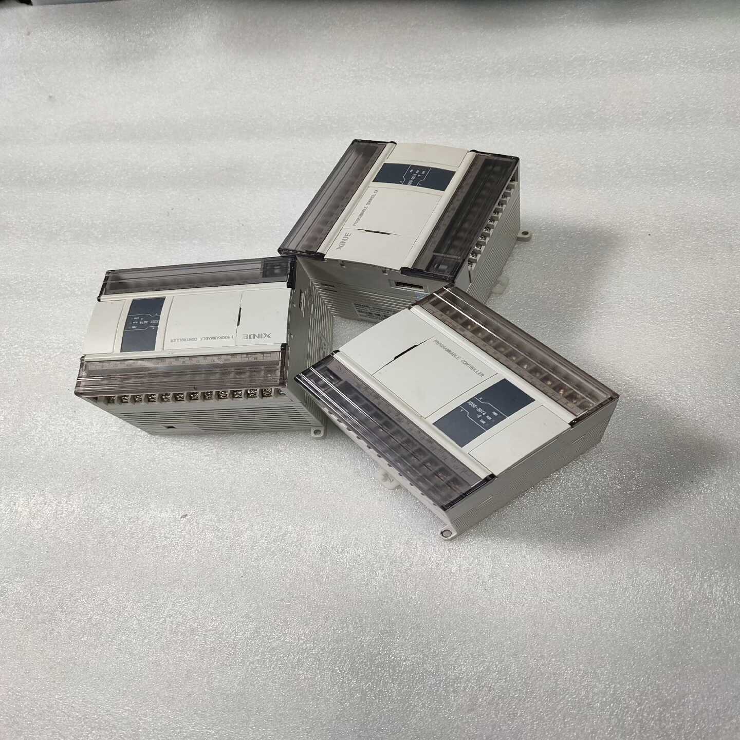 信捷PLCXD5-16R-CXD5-W24T4-E--议价商品