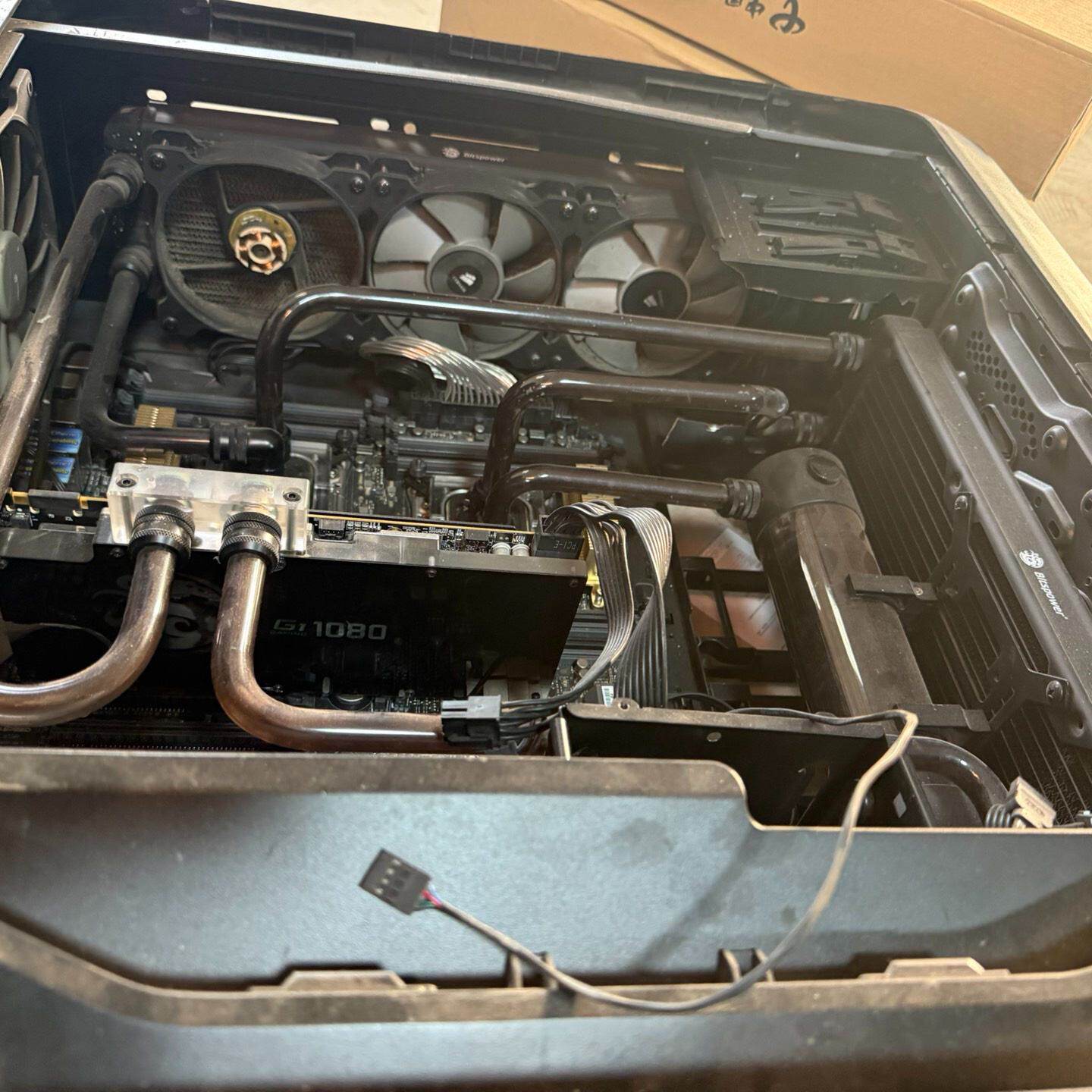 华硕Z10PE-D16 WS主板G1080显卡Corsa议价