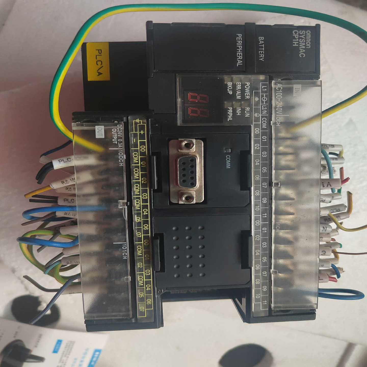PLC,CP1H-X40DR-A,,成色如图,(佳毅工控)