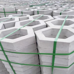 空心实心六角砖高速公路水库河道水泥六棱块护坡砖连锁块厂家直销