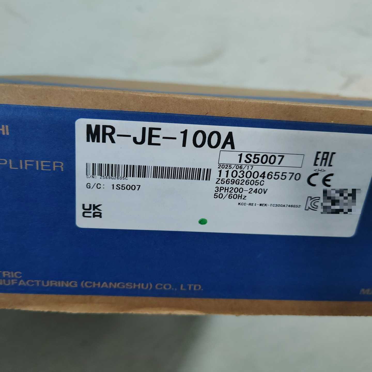 MR-JE-100A，三菱伺服驱动器1kw，工程余料，原装正