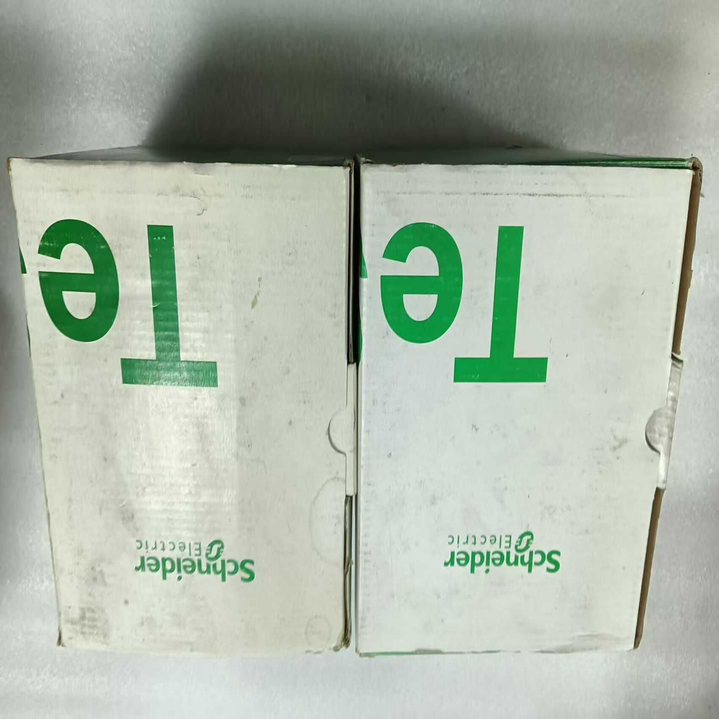 全新施耐德接触器LC1D11500M7C，仓库库存2个，实物--议价商品