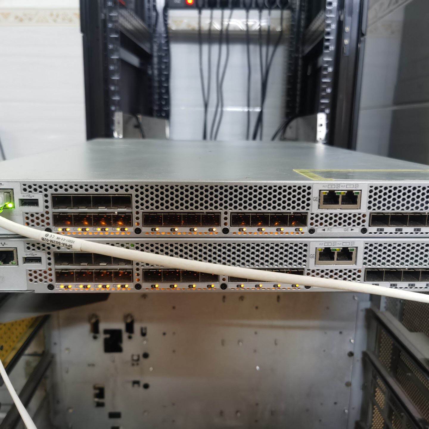 博科Brocade 7800光纤交换机，状态良好，适合企业网-询价