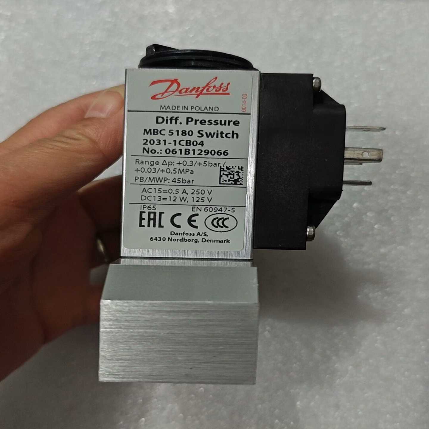 061B129066丹佛斯压力开关，询价