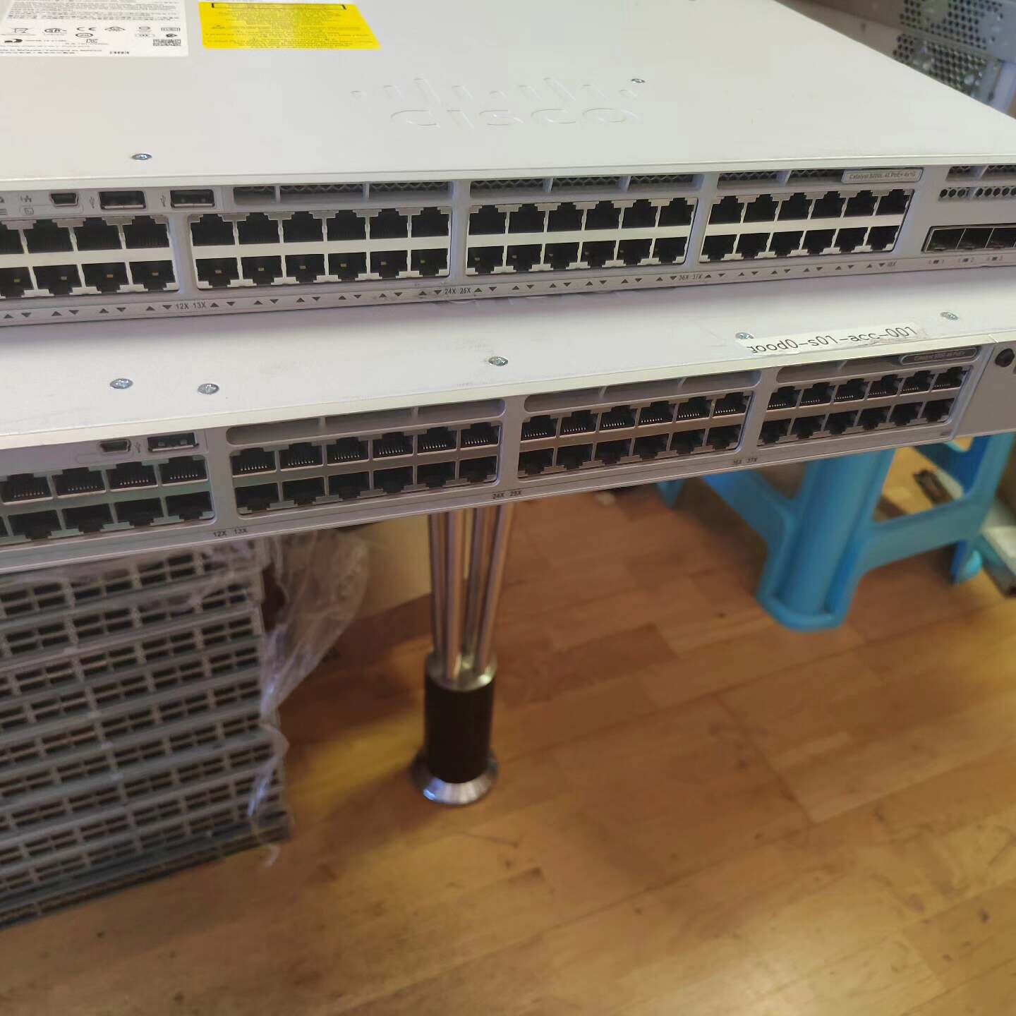 C9300-48P-E/-A二手单电，到几台，可以出测试信息--议价商品