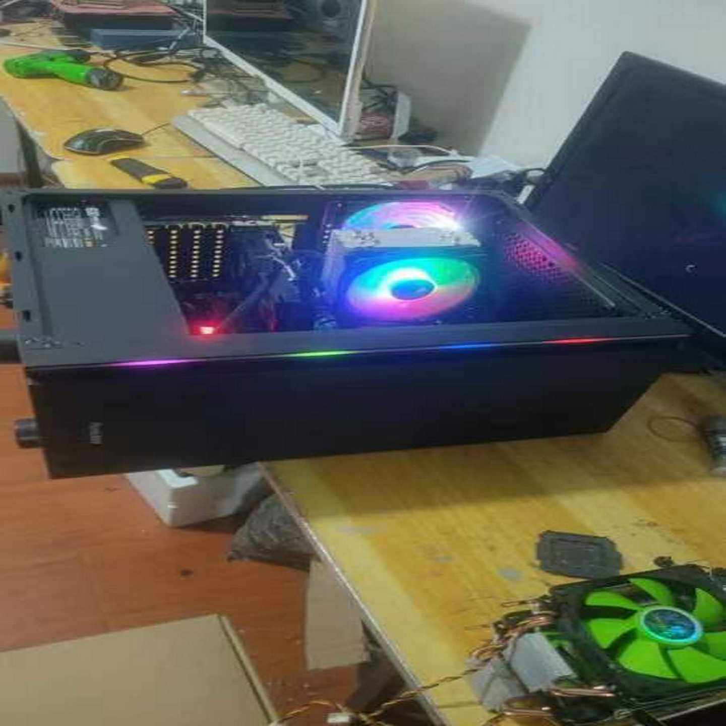 E52678V3X99豪华大板4铜管风扇三星32--议价商品