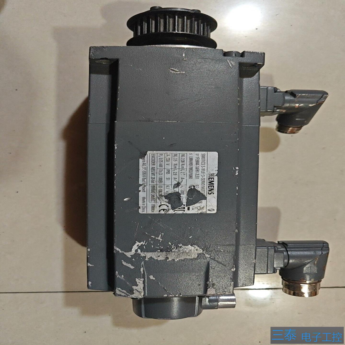 1FL6044-1AF61-2LB1实物图拍摄 ，议价
