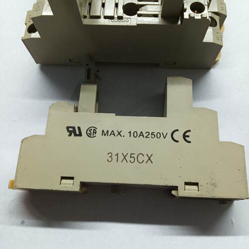 继电器底座P2RF-05-E 5脚议价