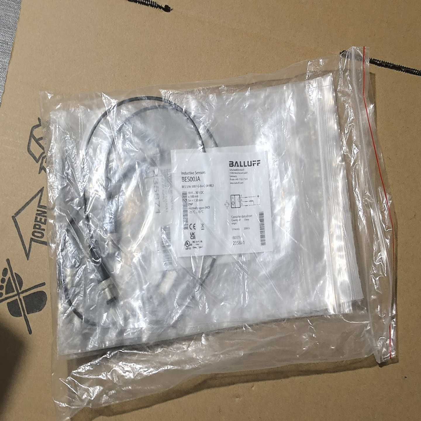 询价-BES00JA巴鲁夫接近开关BES516-3007