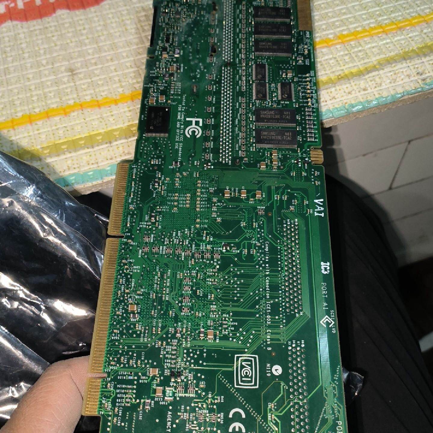 议价--HP Smart Array 6400阵列卡，型号30952