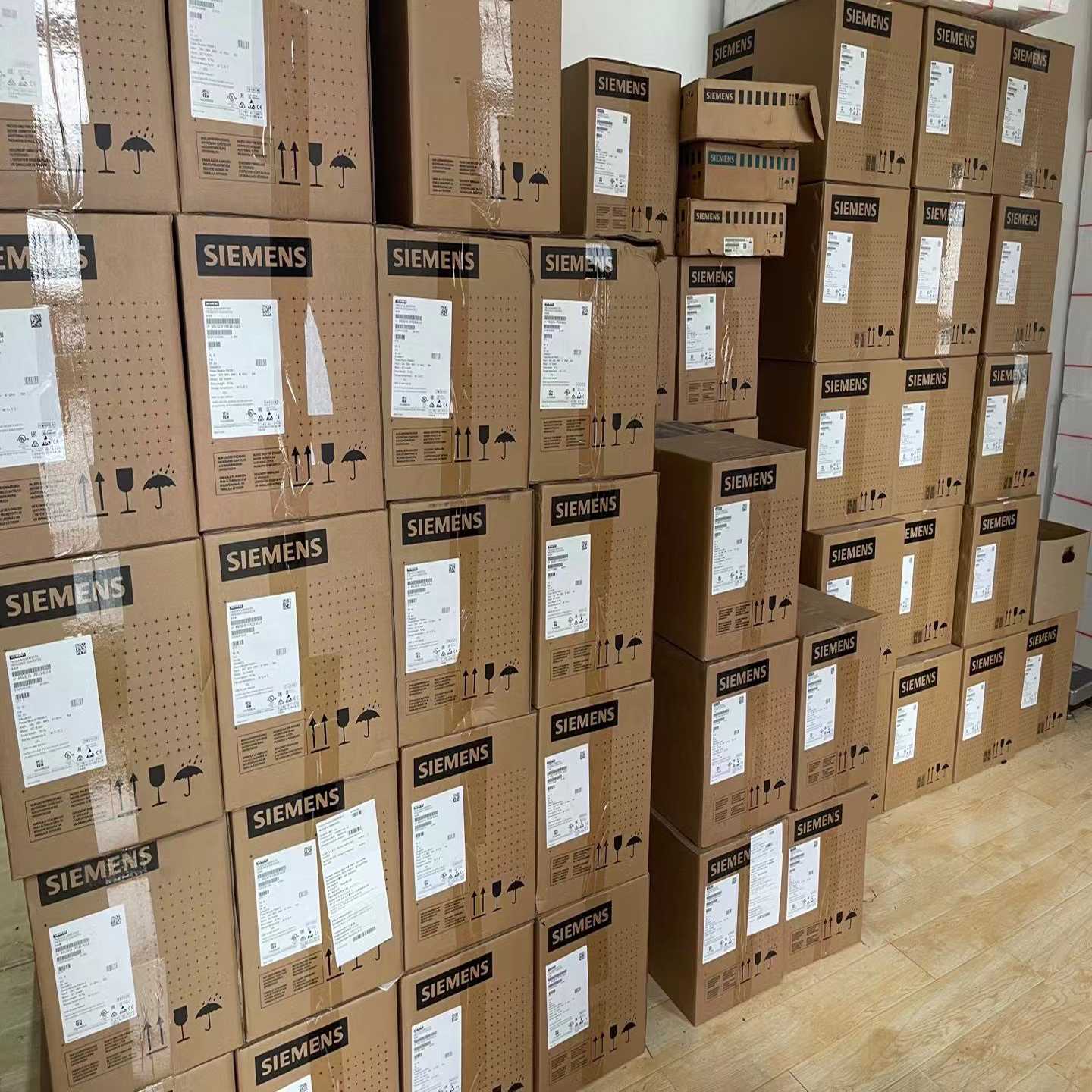 6SL3120-2TE21-8AD012300询价