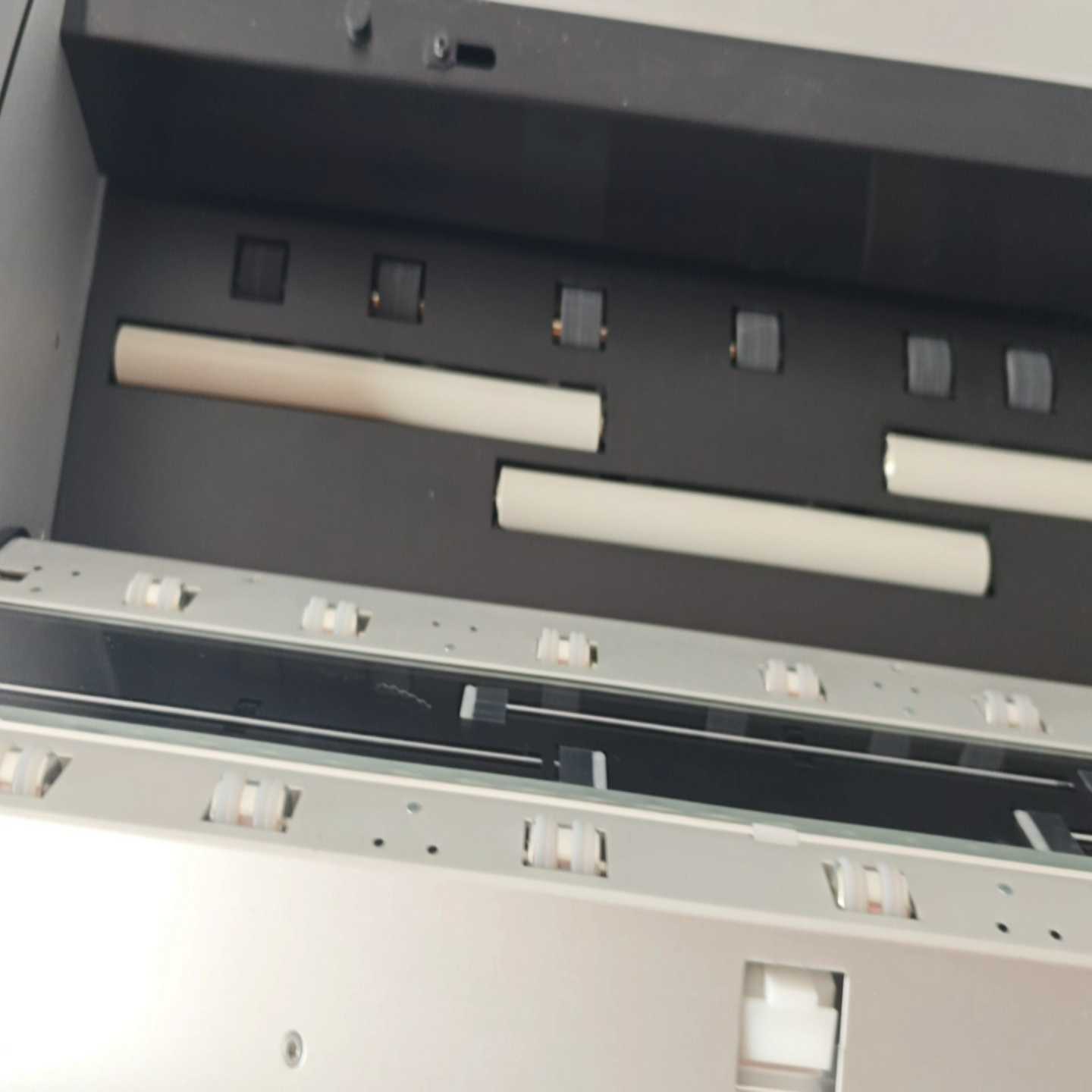 大幅面扫描仪，成色新，功能完好。适合A0图纸扫描，彩色每分钟--