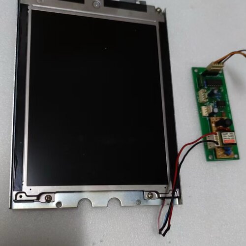 询-库卡C2示教器液晶屏型号LM8V302H成色如
