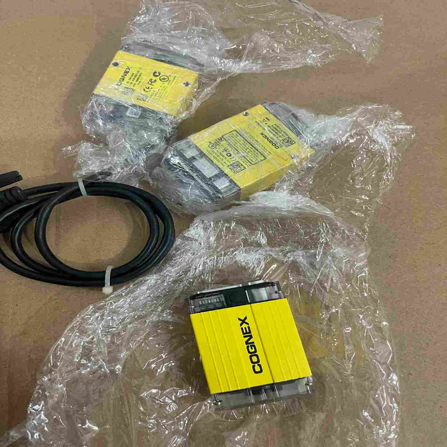 DM200S康耐视COGNEX读码器本店实物图DM2~询价