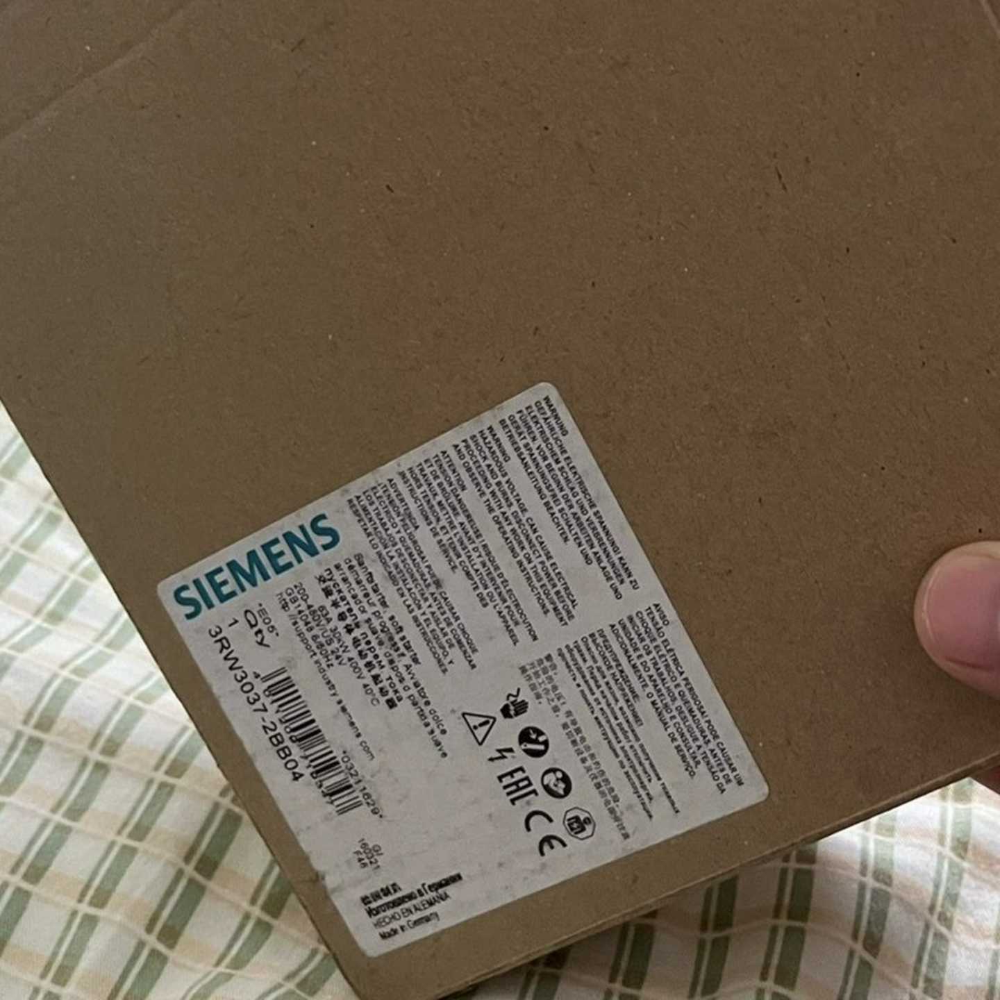 3RW3037-2BB04，实体经询价