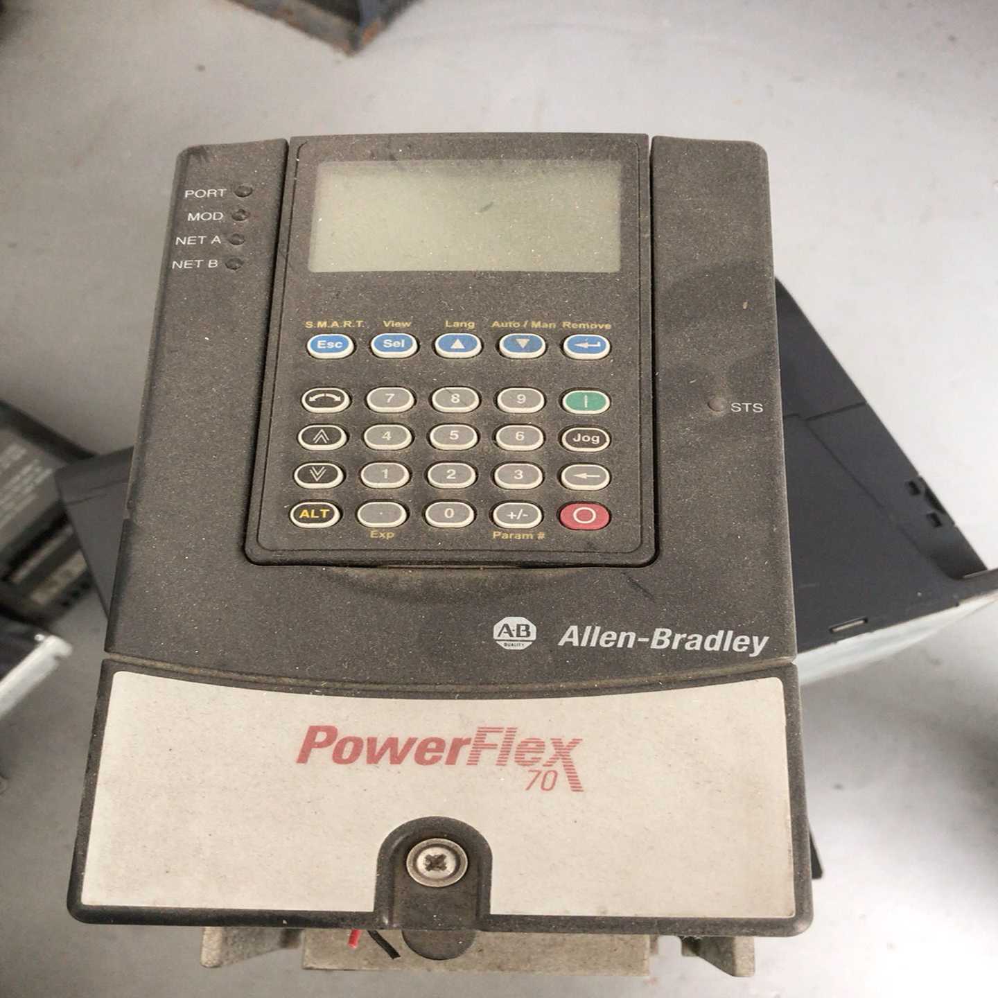 AB变频器PowerFlex70系列，型号2pC1A0AY--议价商品